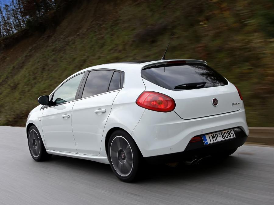  Fiat Bravo 2010 года  (фото 17 из 19)